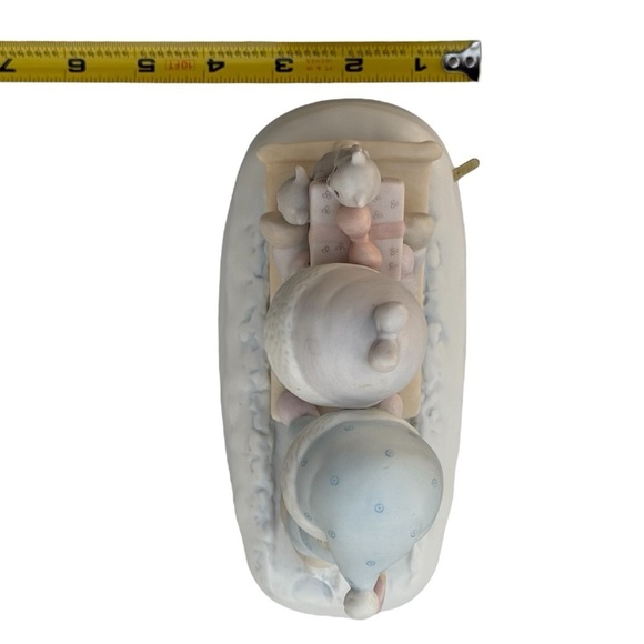 Vintage Precious Moments 1983 "Sharing our Season Together" Ceramic Music Figure - Picture 8 of 8